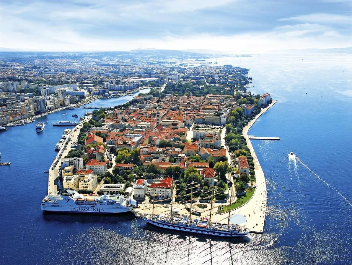 Apartment In Nin With Terrace, Air Conditioning, Wi-Fi 0*,  Croatia