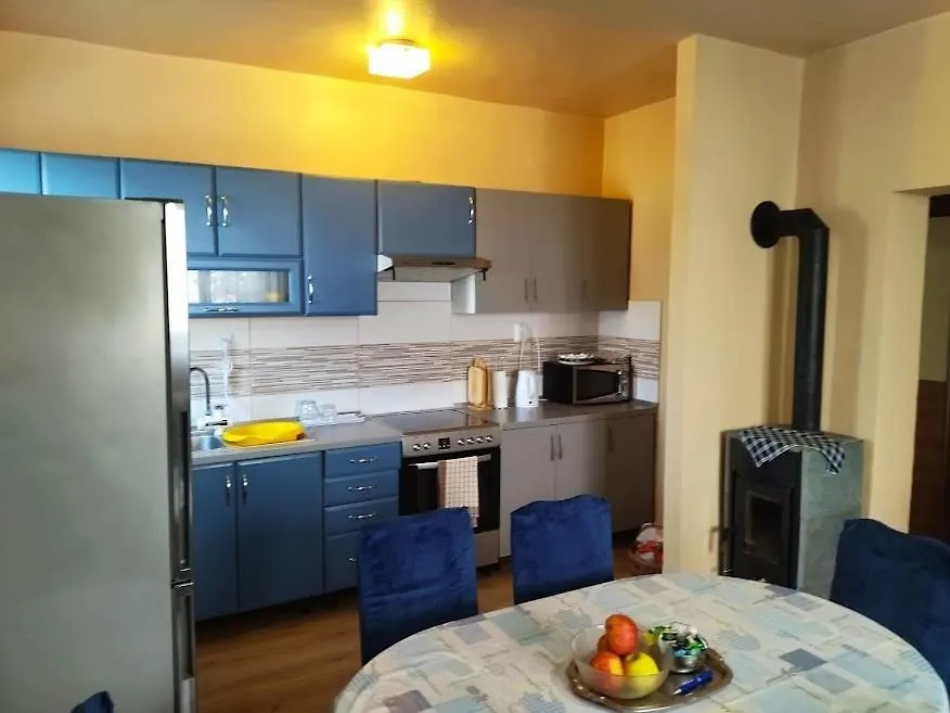 Apartment In Nin With Terrace, Air Conditioning, Wi-Fi